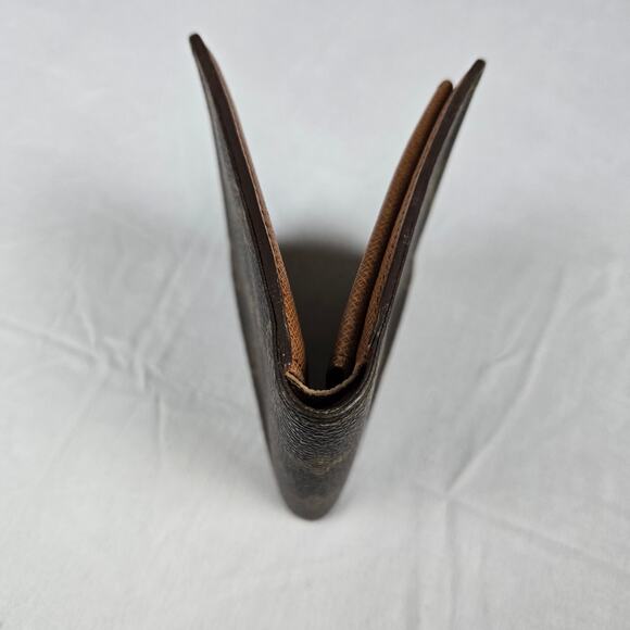 Louis Vuitton Monogram Bifold Wallet w/ Coin Pouch - Picture 7 of 16